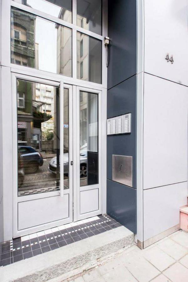 Studio Apartman Kocka Belgrad Exterior foto